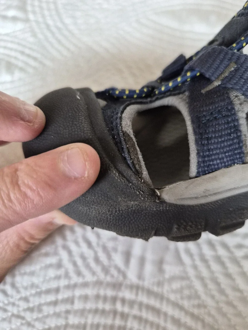 VGUC Keen Venice H2 Kid Navy Grey Boys 13 Waterproof